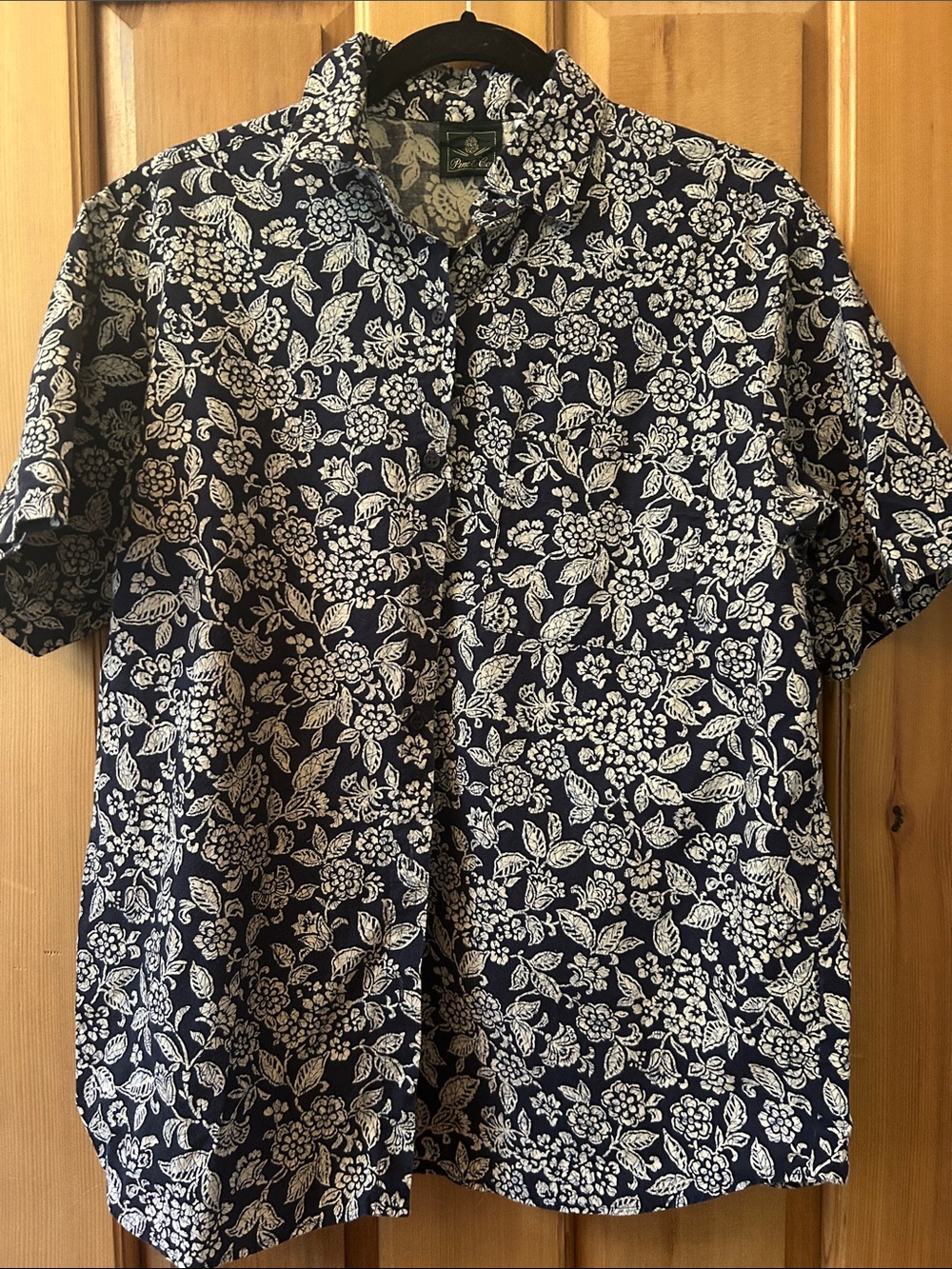 Navy Floral Short-Sleeve Button-Down Shirt - Women's